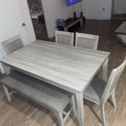 Dinning Table With Bench