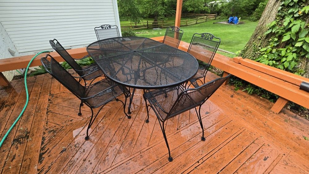 7-Piece Metal Outdoor Dining Set