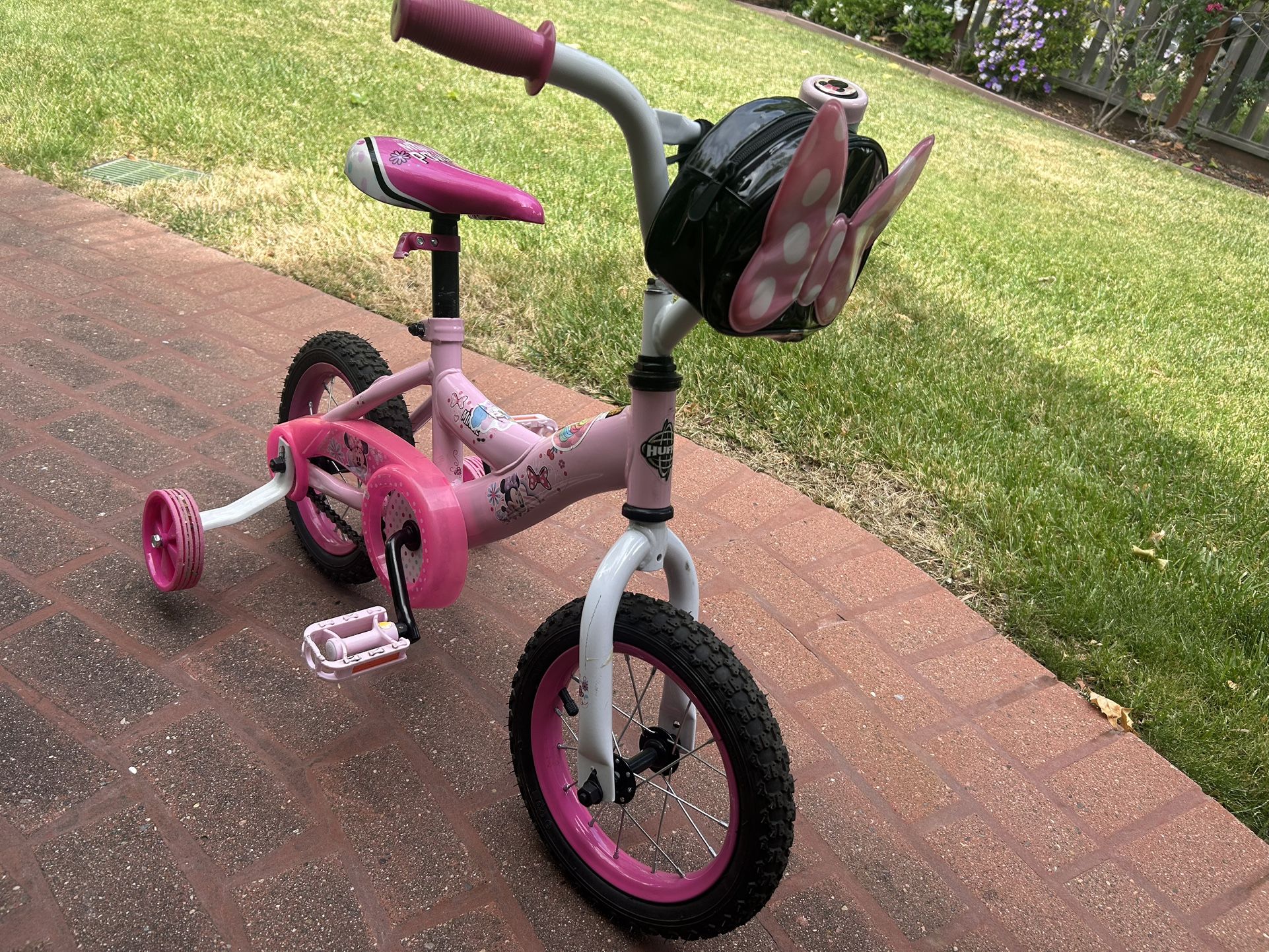 Girls Bike With Training Wheels