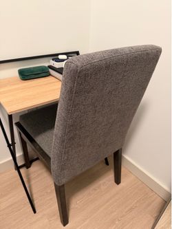2 chairs