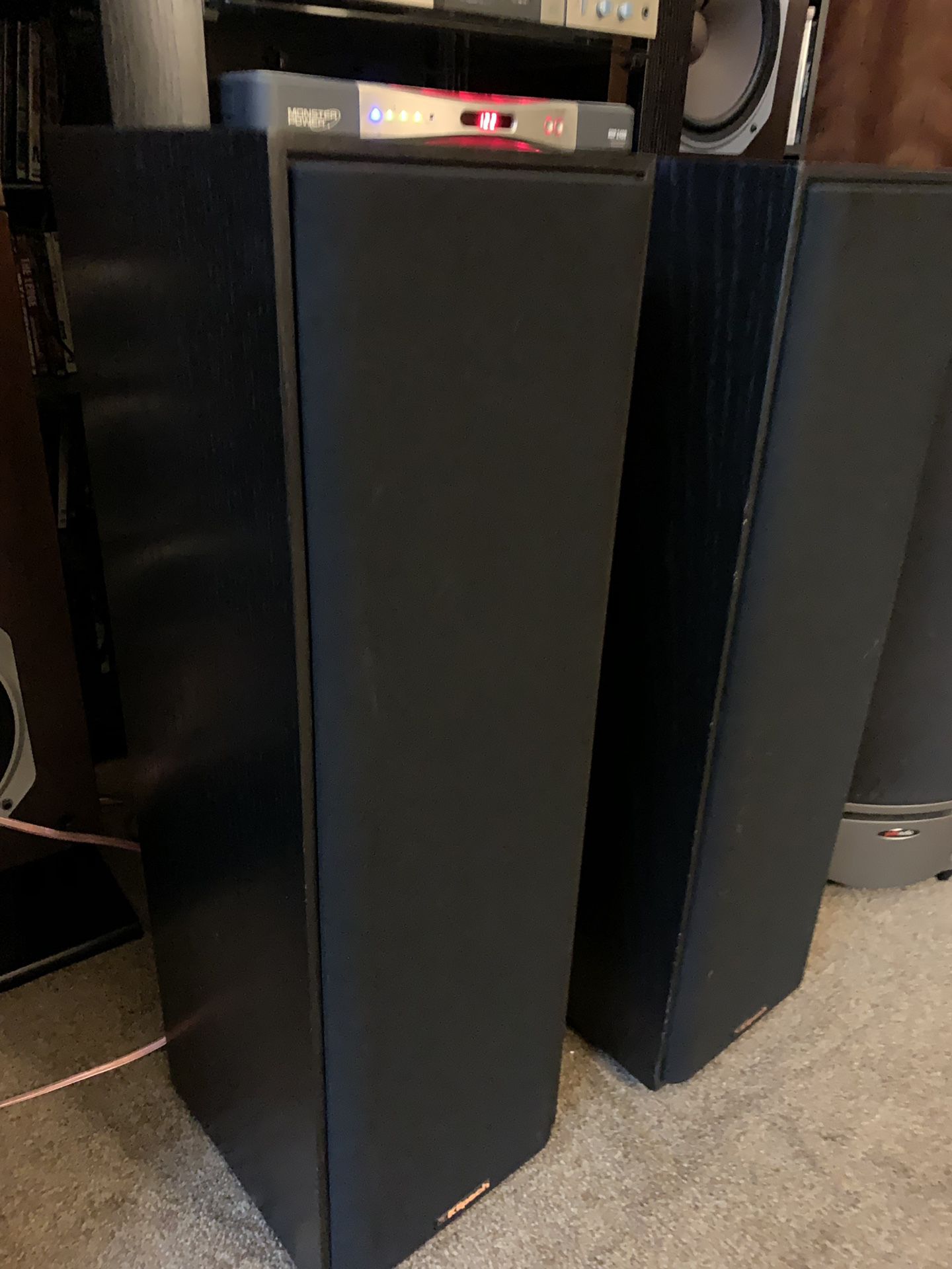 Klipsch KG3.5 speakers very nice shape