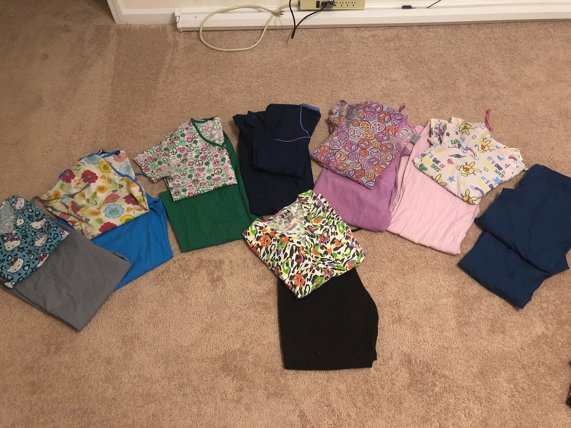 Women’s scrubs
