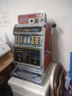 Slot Machine - JUBILEE - Tic-Tac-Toe