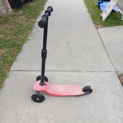 Kid's scooter