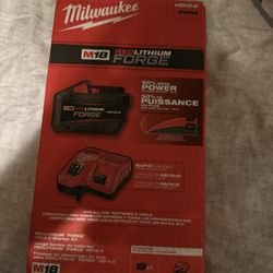 Milwaukee Battery 12 Ah