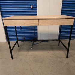 Desk with tape residue solid in good conditions