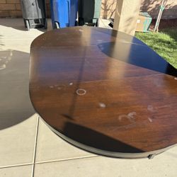 Dine Table With 4 Weary Chairs