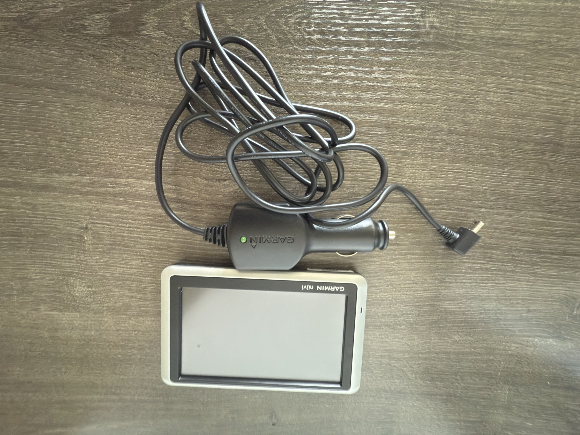 Garmin Nuvi GPS Navigator