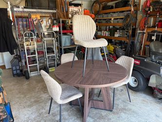 Round Dining Table with 4 Chairs