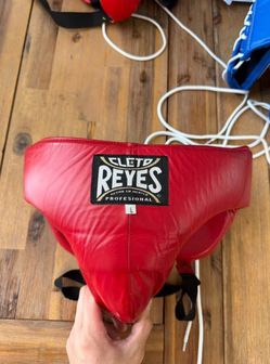 Cleto Reyes Groin Guard/Cup Red – Used