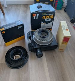 Kodak Carousel Slide Projector 4200
