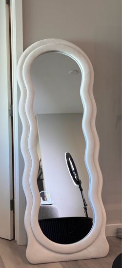 Dewfig wavy flannel full length mirror