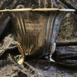 Elegant Vintage Unbranded Silver Metal Centerpiece Floral Planter Vase Jardiniere / Wine Champagne Holder Container