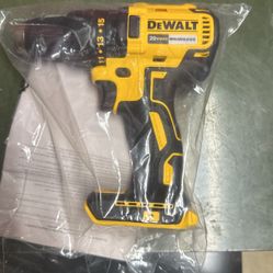 Dewalt Drill 20v Tool Only 85 Dls Brand New