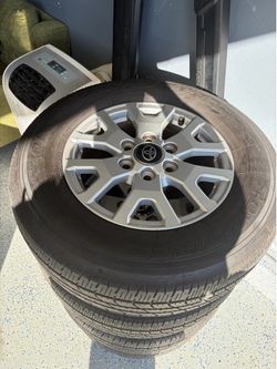 Wheels and tires Toyota Tacoma