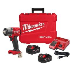 Milwaukee
M18 FUEL 18V Red Lithium-Ion Impact