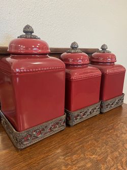 Beautiful kitchen canisters