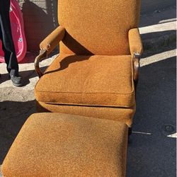 Chair N Ottoman 