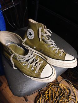 Chuck taylors