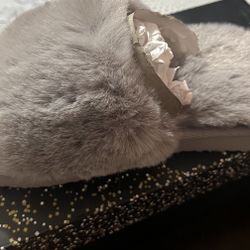 Cute Fuzzy slippers Size 7