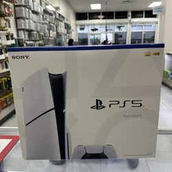 PlayStation 5 Disc 1TB Brand New! Finance For $50 Down Payment!!