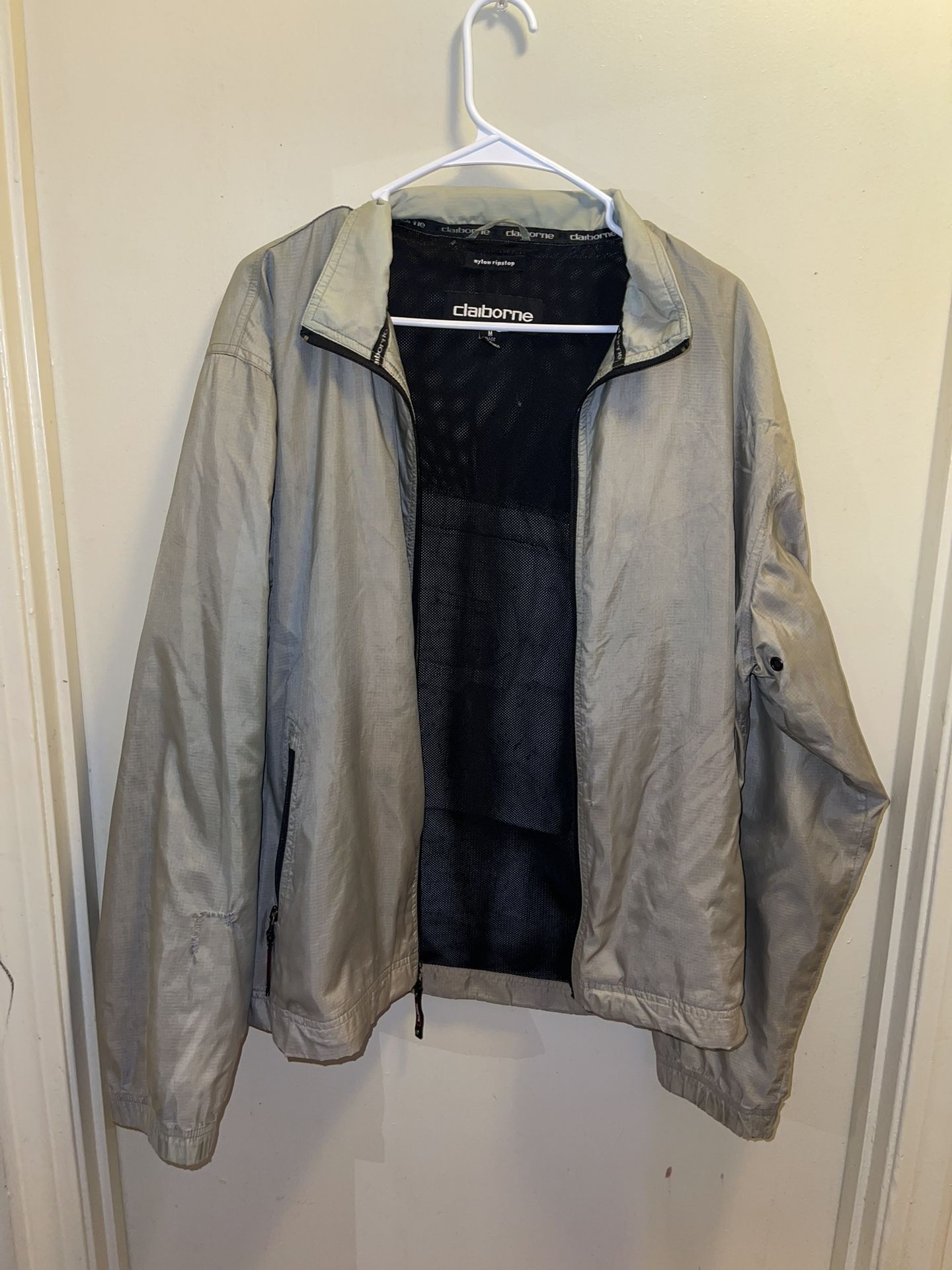 WindBreaker