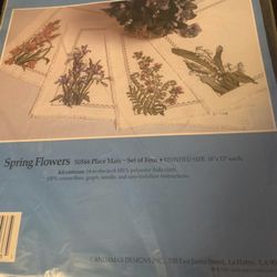 Counted Cross Stitch Kit - Spring Flowers Placemats