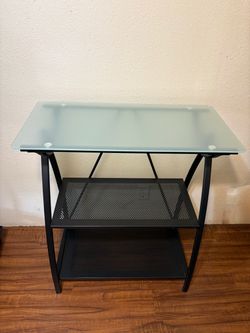 Mesa auxiliar de vidrio y metal (mesa TV)
