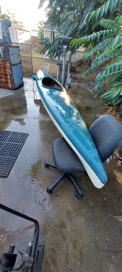 KAYAK, by Dick Held 14', & carbon Fiberpaddle, seat Etc