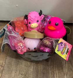 Pink Halloween Squishy Gift Basket 🩷