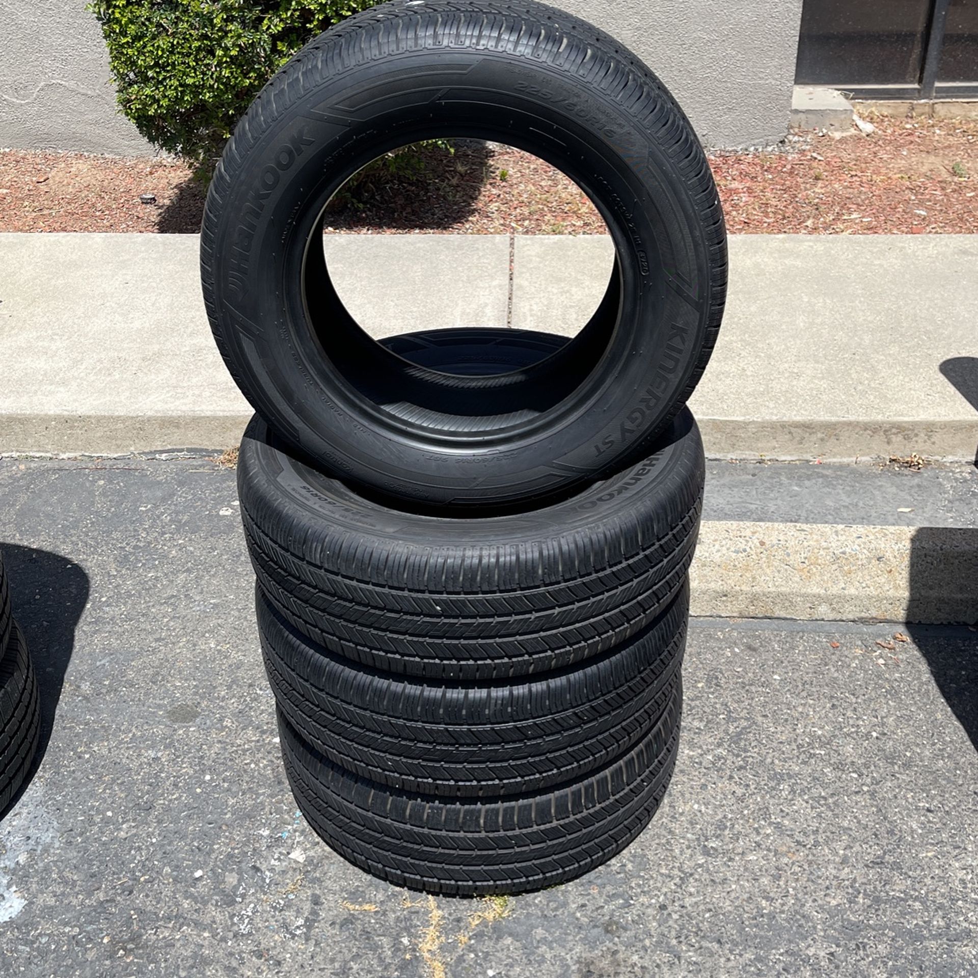 225-60-16 Used Tires