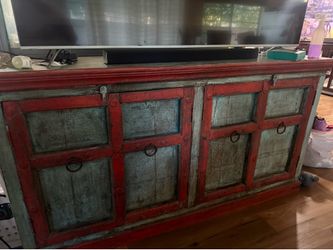 Rustic buffet table