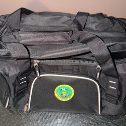 21”x12”x13.75” ARCHBISHOP WOOD HIGH SCHOOL LARGE BLACK DUFFLE OVERNIGHT BAG EUC