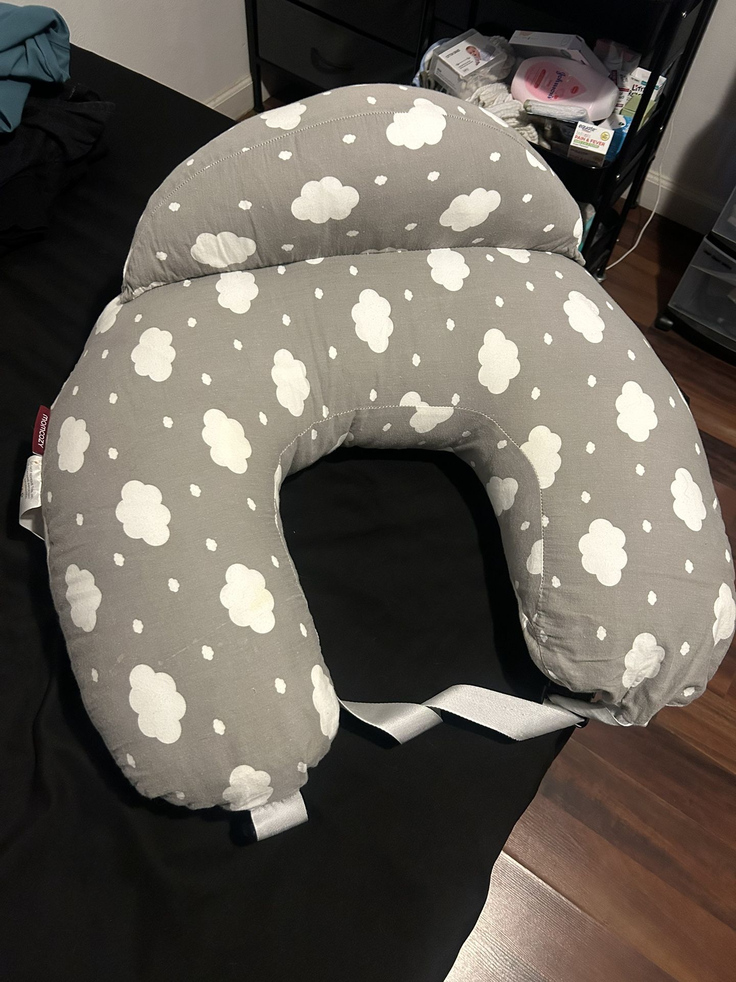 Momcozy Boppy Pillow
