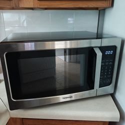 Toshiba Microwave 
