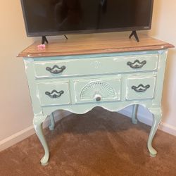 Cute  Side Table/tv Stand