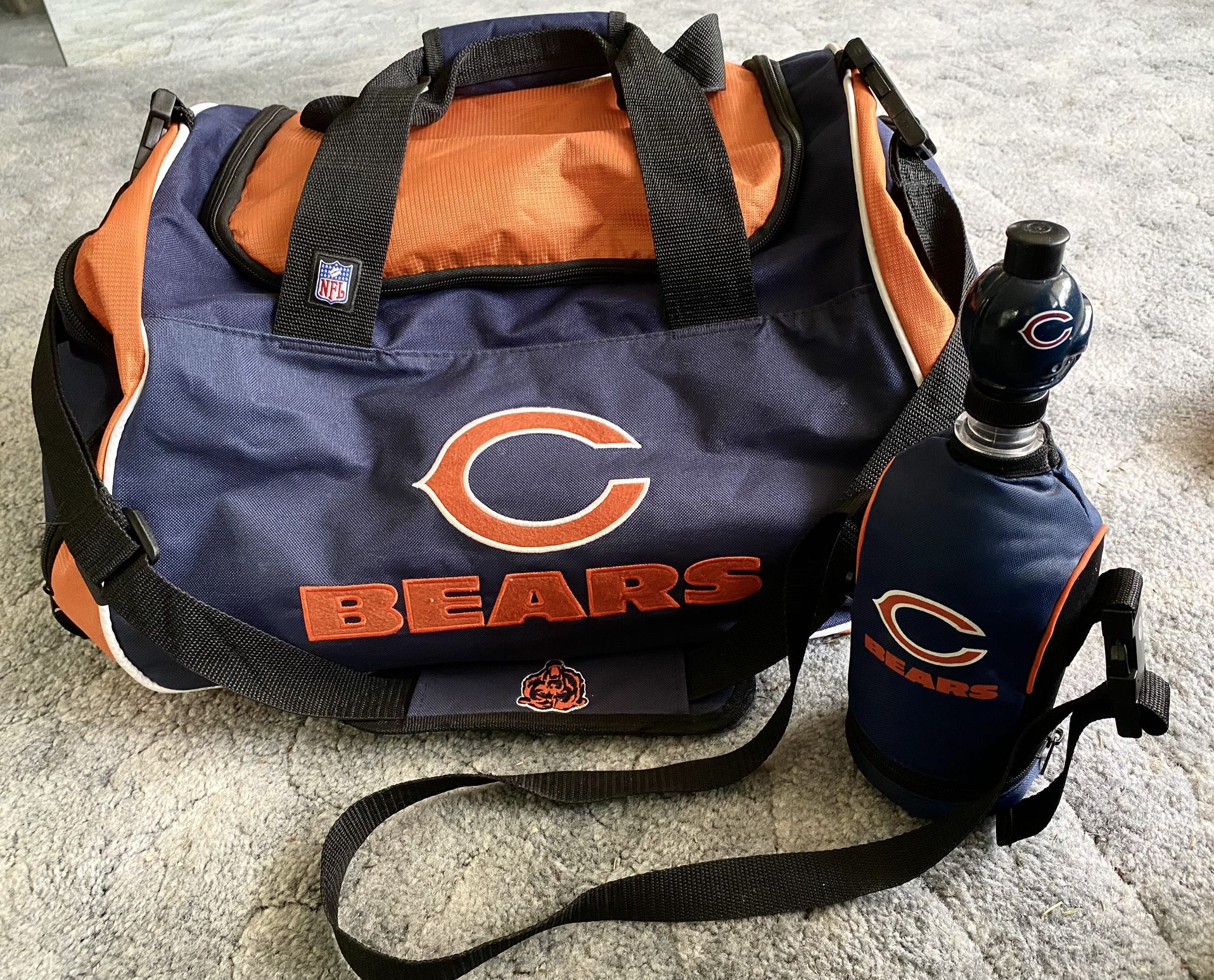 Chicago Bears Gym Bag/Duffel - Includes Insulated Bottle