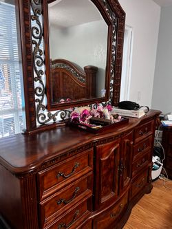 Dresser with mirror