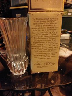 Avon 1977 Holiday piece