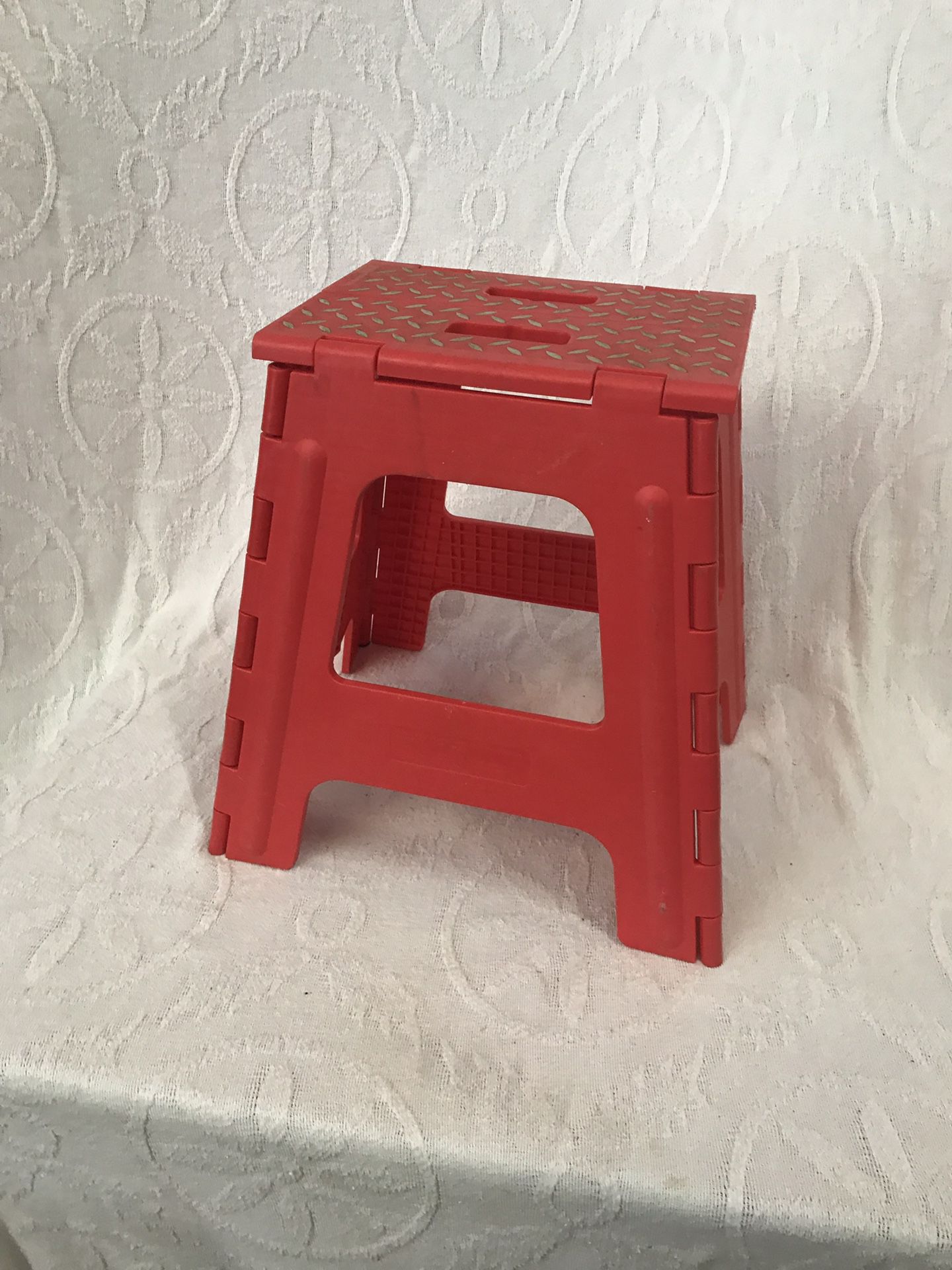 Small Red Fold-up Stool