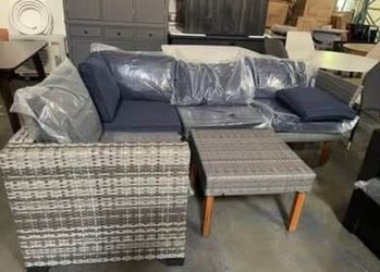 Newly Assembled Outdoor 4 PCs Patio Furniture Gray Wicker Blue Cushion Rattan Conversatio