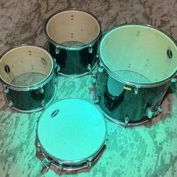 StarCaster Drum Set