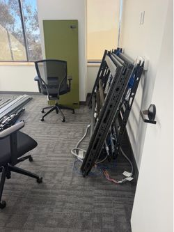 Office modular walls for 6x6 cubicles with small desks