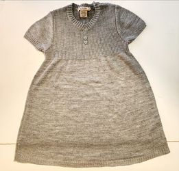 🩷Girl's Gray sweater dress size: 6x