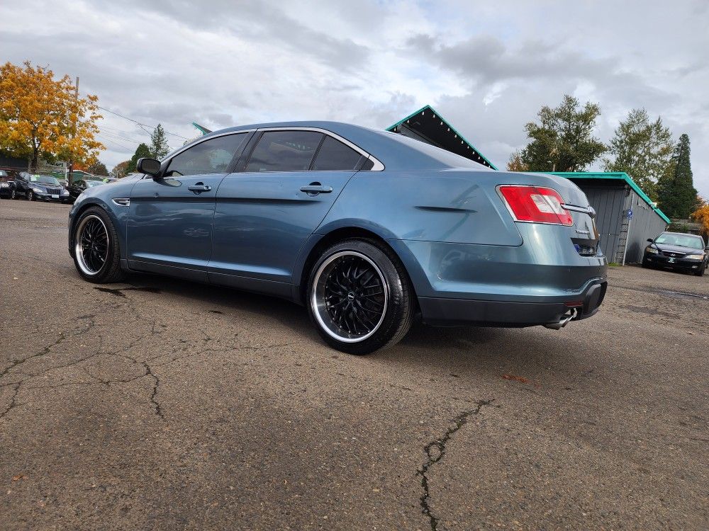 2010 Ford Taurus for Sale in Portland, OR OfferUp