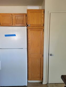 Complete kitchen cabinet