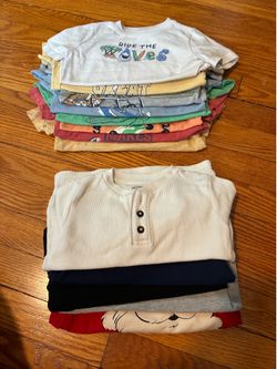 Boys 2T- 49 items $40