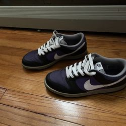 Nike Sneakers Size 9.5