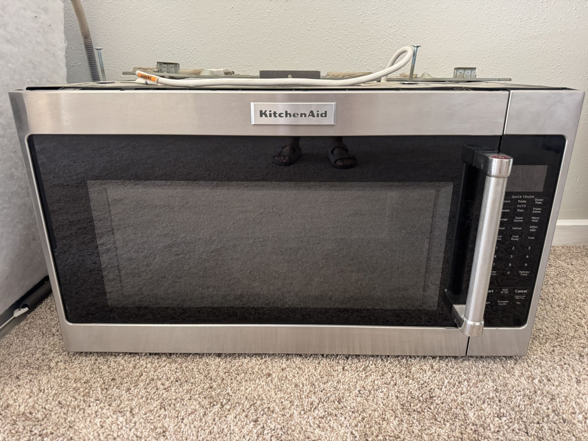 Microwave LIKE NEW KitchenAid