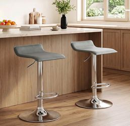 2 bar stools chrome grey